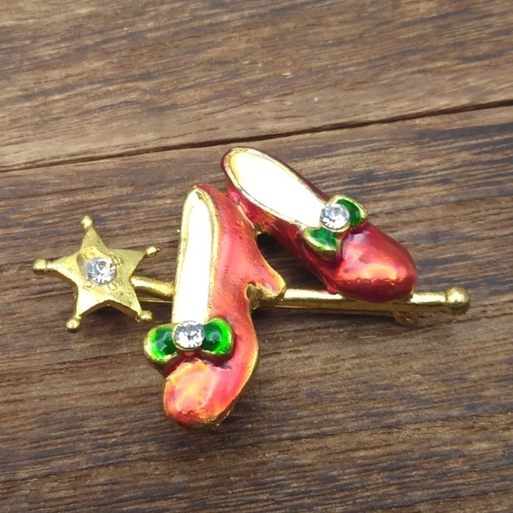 Fairy godmother magic wand slippers brooch B231